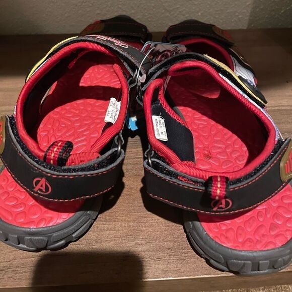 Marvel Avengers Kid Shoes - Picture 7 of 7